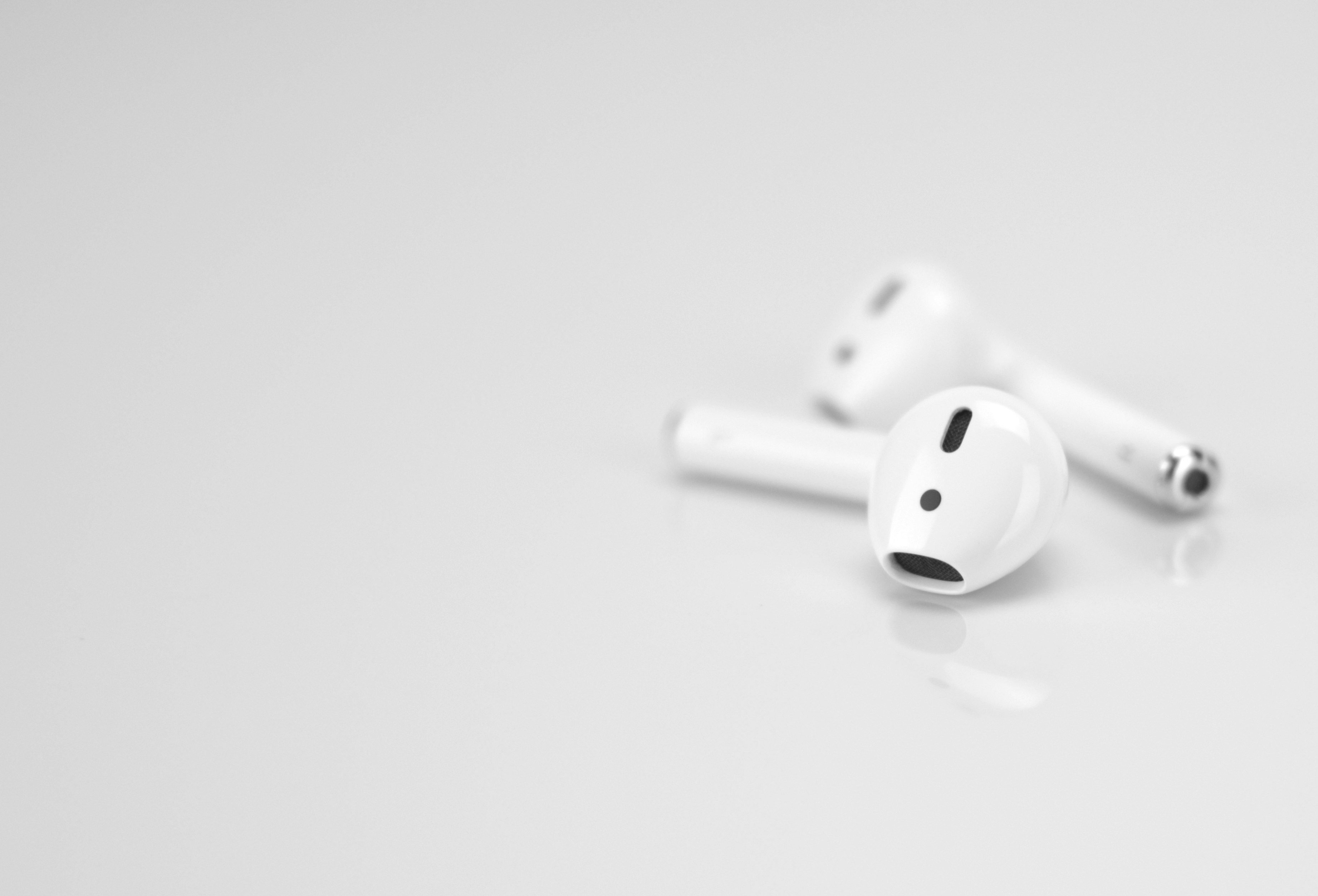 Silent EarPods Create Loud Bang